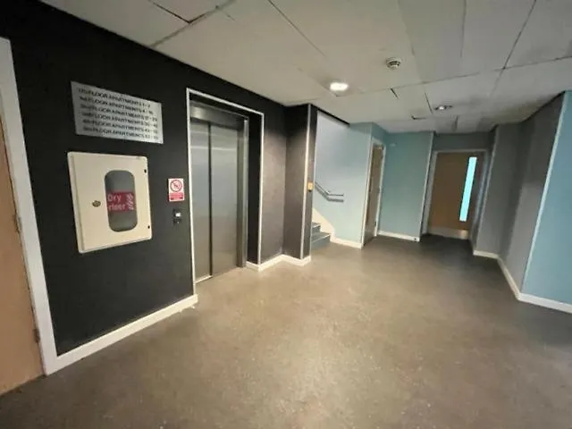 Modern 2 Bedroom Apartment By Train Station Nottingham Storbritannien