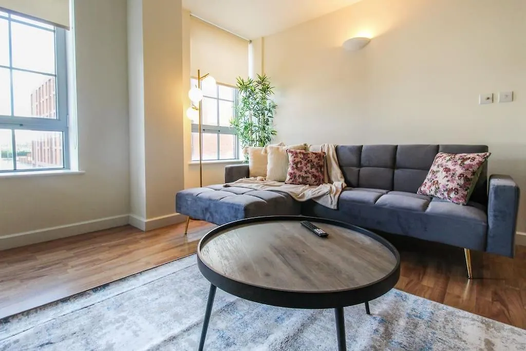 Modern 2 Bedroom Apartment By Train Station Nottingham Storbritannien